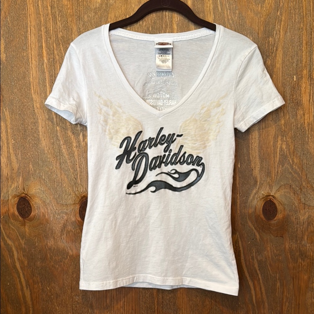 Harley-Davidson V-Neck Tee with Winged Logo XS